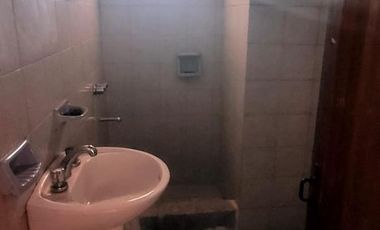 Venta casa y departamento en Villa de Mayo