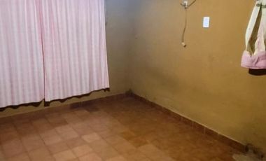 Venta casa y departamento en Villa de Mayo