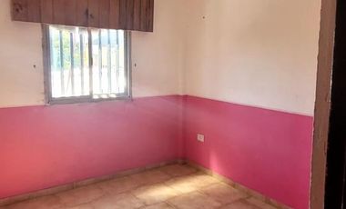 Venta casa y departamento en Villa de Mayo