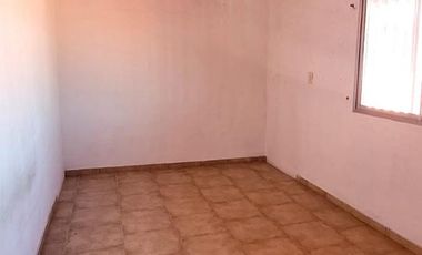 Venta casa y departamento en Villa de Mayo