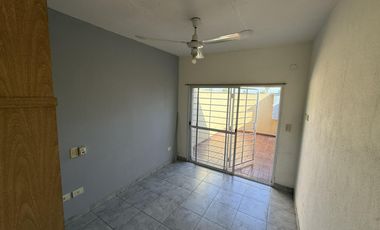 Departamento en  Alquiler 2 amb. c/ patio - Haedo Sur
