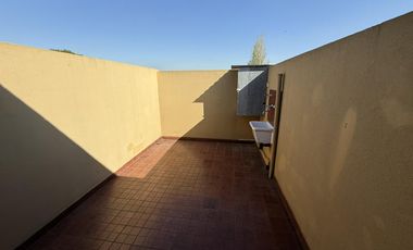 Departamento en  Alquiler 2 amb. c/ patio - Haedo Sur