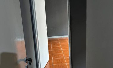 PH a mts Oliden cocina con garrafa