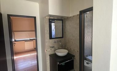 Casa en Venta- Parque Sicardi. 2 dormitorios, garaje, parrilla, parque, 659 esquina 13