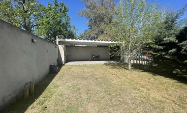 Casa en Venta- Parque Sicardi. 2 dormitorios, garaje, parrilla, parque, 659 esquina 13