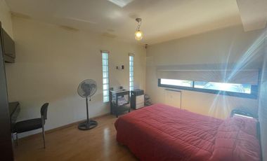 Casa en Venta- Parque Sicardi. 2 dormitorios, garaje, parrilla, parque, 659 esquina 13