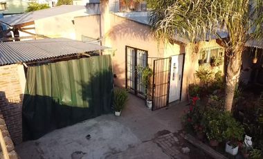 Venta en bloque - departamentos y casa en Matheu