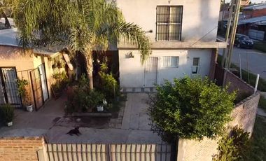 Venta en bloque - departamentos y casa en Matheu