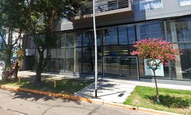 Local en venta o alquiler en Avellaneda