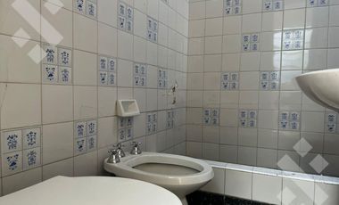 VENTA CASA 4 DORM CENTRO ESTE NEUQUEN APTA CREDITO