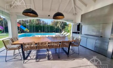 Casa En Venta Castores Nordelta 1100 m2 Pileta Jardin Galeria