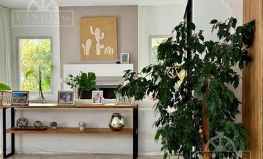 Casa En Venta Castores Nordelta 1100 m2 Pileta Jardin Galeria