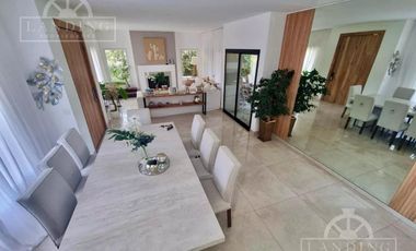 Casa En Venta Castores Nordelta 1100 m2 Pileta Jardin Galeria