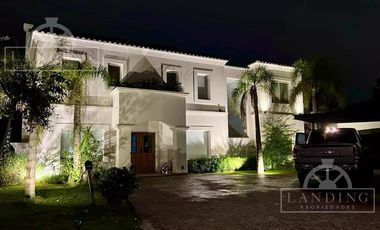 Casa En Venta Castores Nordelta 1100 m2 Pileta Jardin Galeria