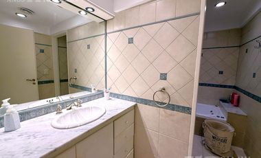 CASA VENTA 5 AMBIENTES OLIVOS JARDÍN PILETA