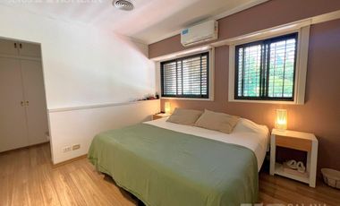 CASA VENTA 5 AMBIENTES OLIVOS JARDÍN PILETA