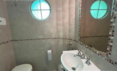 CASA VENTA 5 AMBIENTES OLIVOS JARDÍN PILETA