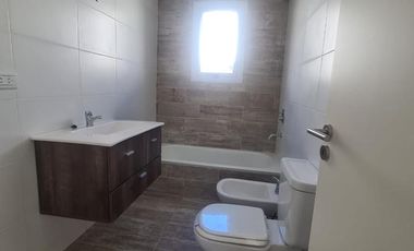 Casa a estrenar - San Ramiro - Pilar del Este - 4 Ambientes - Parrilla-venta