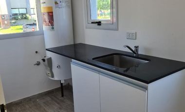 Casa a estrenar - San Ramiro - Pilar del Este - 4 Ambientes - Parrilla-venta