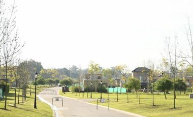 Casa a estrenar - San Ramiro - Pilar del Este - 4 Ambientes - Parrilla-venta