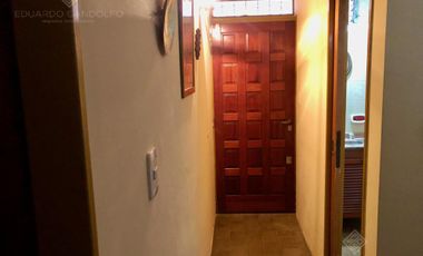 Excelente chalet a mts del FCGR y del Centro Comercial - Apto Crédito!!