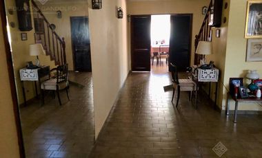 Excelente chalet a mts del FCGR y del Centro Comercial - Apto Crédito!!