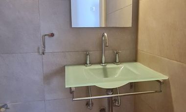 Hermoso Departamento de 2 Ambientes en Dúplex con Cochera- En Venta