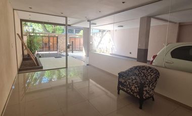 Hermoso Departamento de 2 Ambientes en Dúplex con Cochera- En Venta