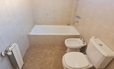 Hermoso Departamento de 2 Ambientes en Dúplex con Cochera- En Venta