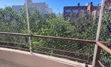 Hermoso Departamento de 2 Ambientes en Dúplex con Cochera- En Venta