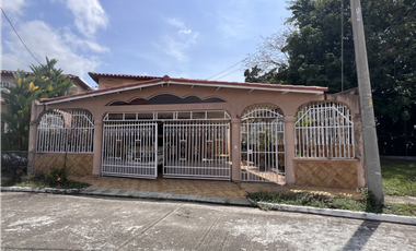 Venta de Casa en PH Riviera Colonial Brisas del Golf Panamá