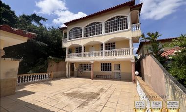 Venta de Casa en PH Riviera Colonial Brisas del Golf Panamá
