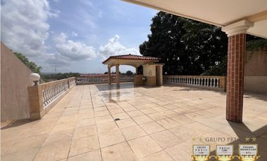 Venta de Casa en PH Riviera Colonial Brisas del Golf Panamá
