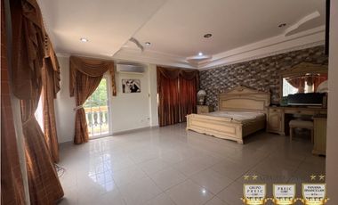 Venta de Casa en PH Riviera Colonial Brisas del Golf Panamá