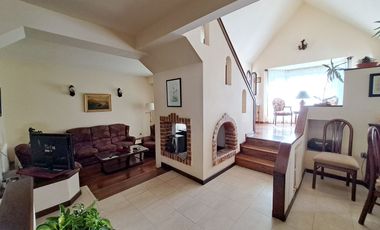 Casa 4 Ambientes en Alquiler Temporario - Varese / Loma de Stella Maris