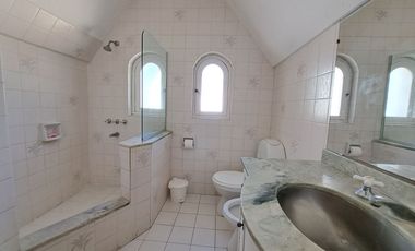 Casa 4 Ambientes en Alquiler Temporario - Varese / Loma de Stella Maris