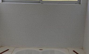 A 15 MIN DE LONGAVÍ