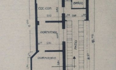 VENTA CASA DOS DORMITORIOS Y COCHERA.