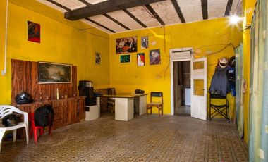 Casa de 4 dorm en P.A c/cochera+ Local comercial