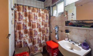 Casa de 4 dorm en P.A c/cochera+ Local comercial