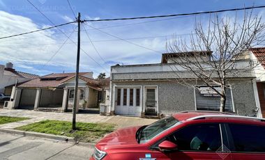 Excelente ubicación y lote - Vta Dta - Apto Crédito - OPORTUNIDAD!!!