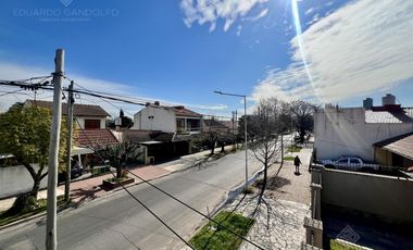 Excelente ubicación y lote - Vta Dta - Apto Crédito - OPORTUNIDAD!!!