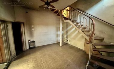 Excelente ubicación y lote - Vta Dta - Apto Crédito - OPORTUNIDAD!!!