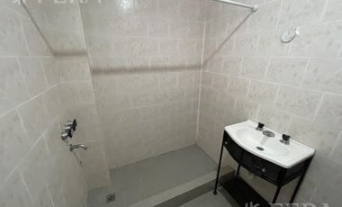 Alquiler de  departamento 2 ambientes con balcón en Wilde