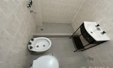 Alquiler de  departamento 2 ambientes con balcón en Wilde