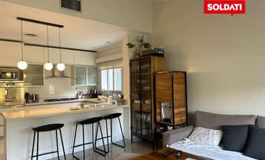 Casa en La Lomada, ENERO impecable. 4 cuartos, piscina, play. Consulte diciembre