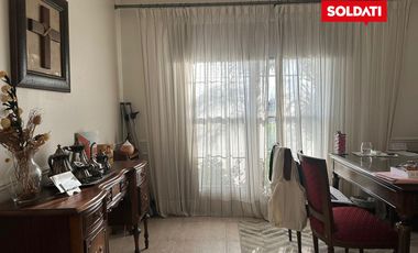 Casa en La Lomada, ENERO impecable. 4 cuartos, piscina, play. Consulte diciembre