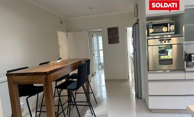 Casa en La Lomada, ENERO impecable. 4 cuartos, piscina, play. Consulte diciembre