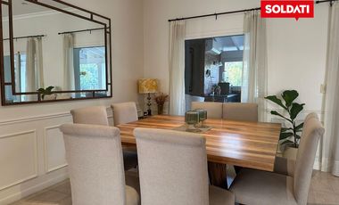 Casa en La Lomada, ENERO impecable. 4 cuartos, piscina, play. Consulte diciembre