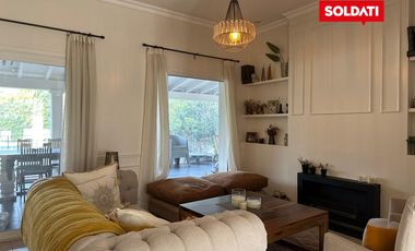 Casa en La Lomada, ENERO impecable. 4 cuartos, piscina, play. Consulte diciembre